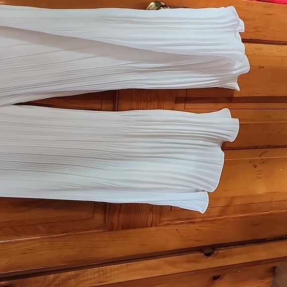 Elegant Cream Pleated Women's Pants...new Without Tags - Picture 4 of 4